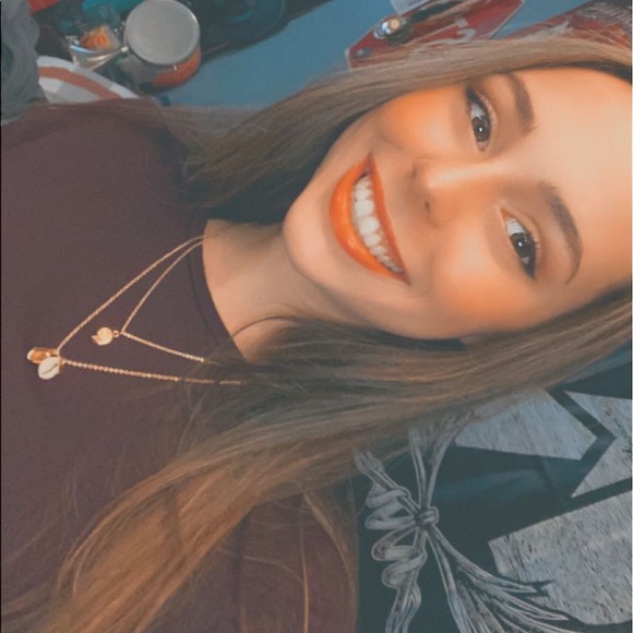 Meet your Posher, Baylee - Picture 1 of 1